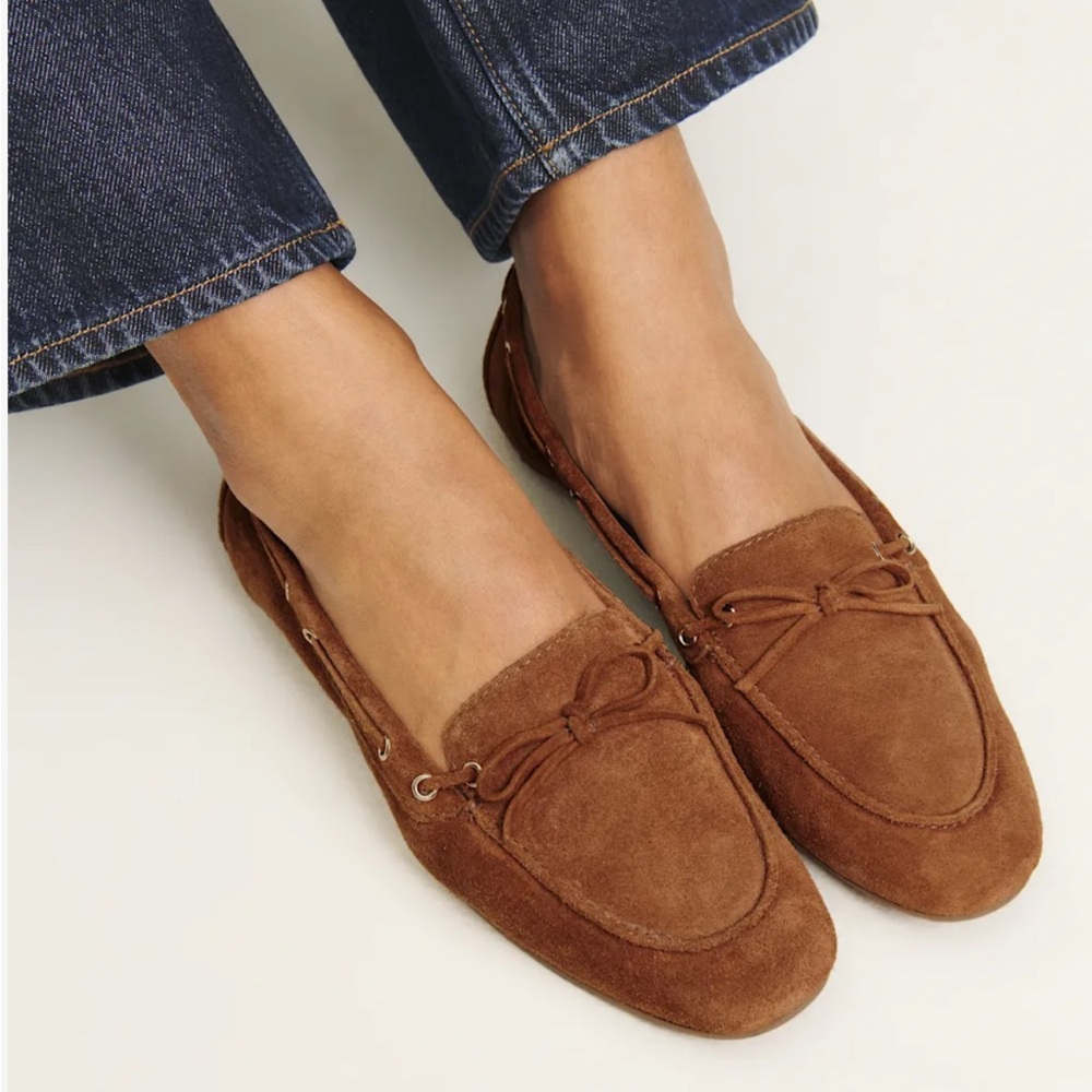 Reformation Tan Suede Moccasins like new condition sz 6